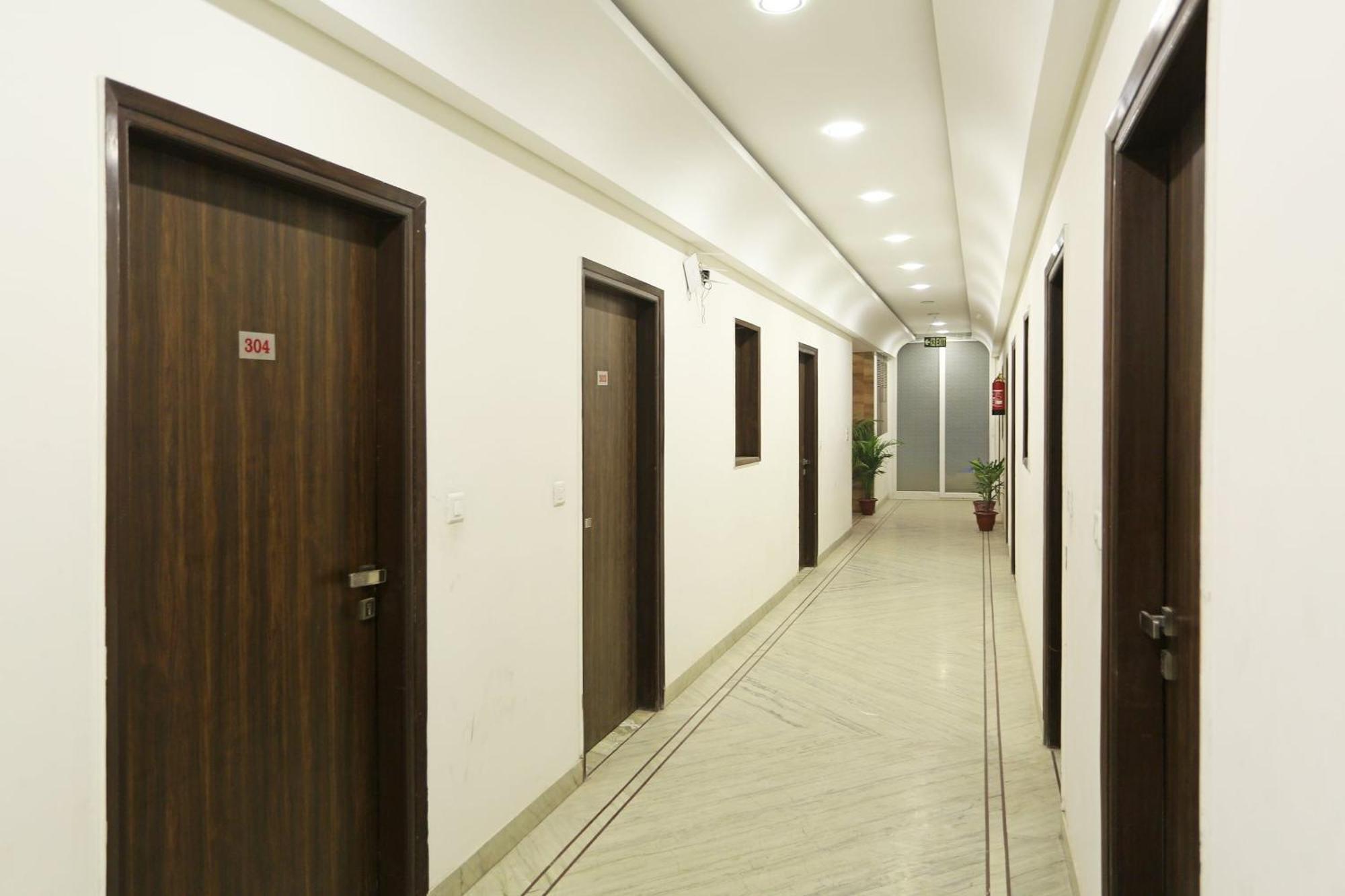 Hotel O Lakshya Nové Dillí Exteriér fotografie