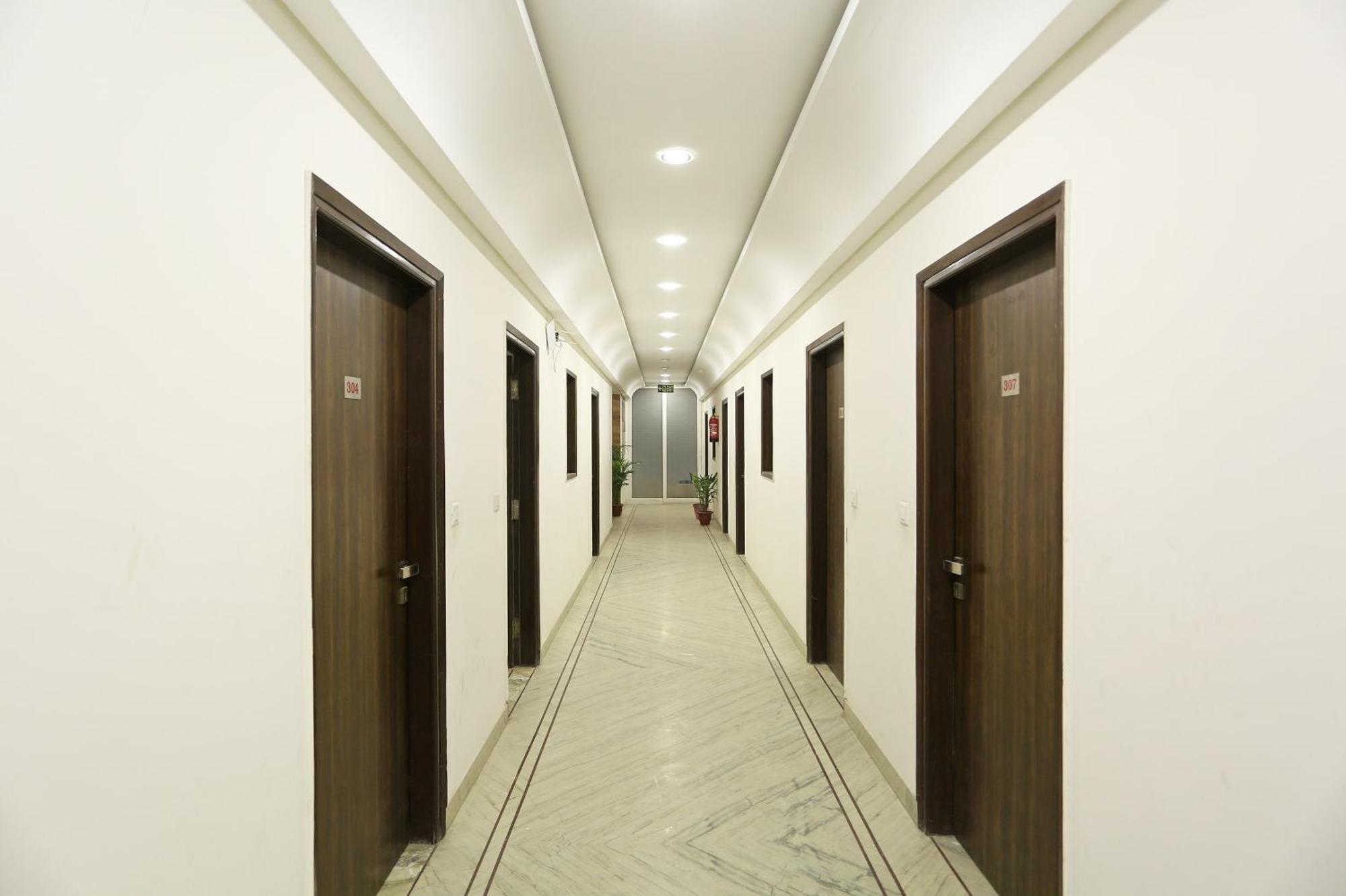 Hotel O Lakshya Nové Dillí Exteriér fotografie